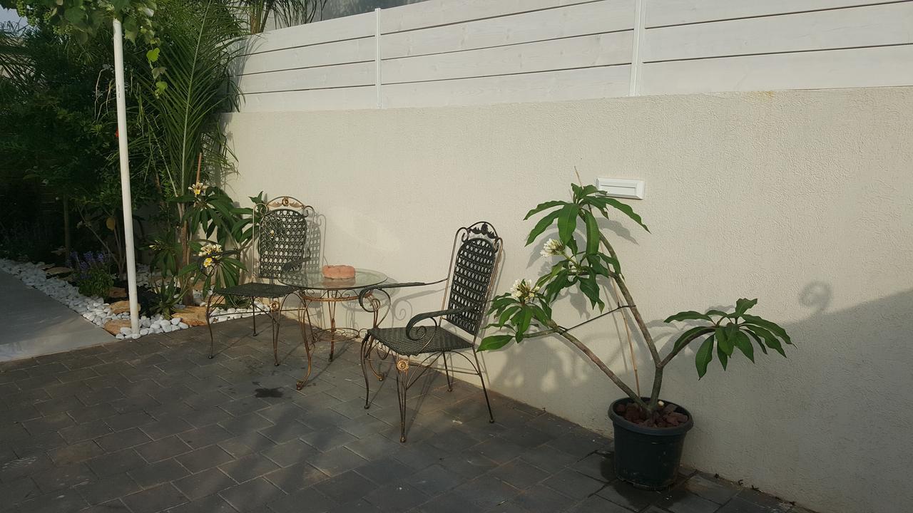 Regina'S Place Or Akiva Kültér fotó